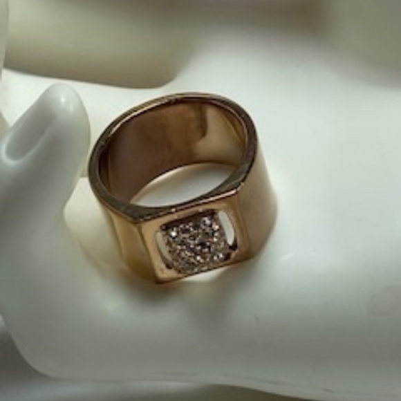 Swarovski Rose Gold Tactic Ring - Picture 15 of 16